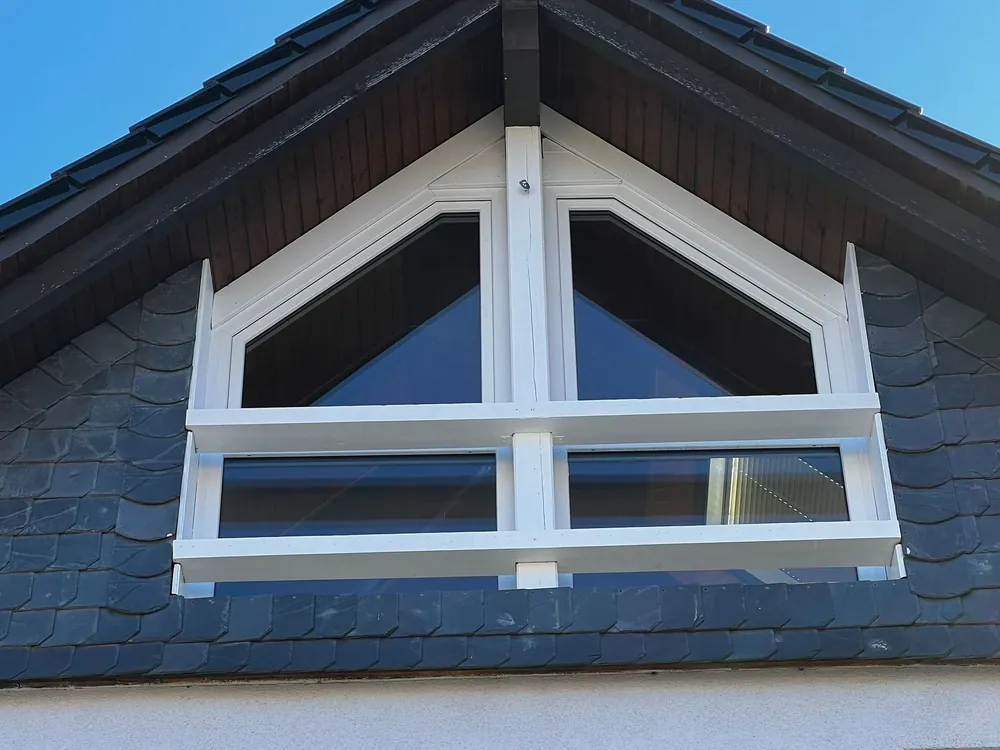 Giebelfenster eingebaut, nachher