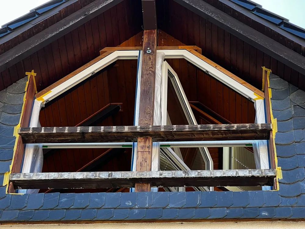 Giebelfenster eingebaut, vorher
